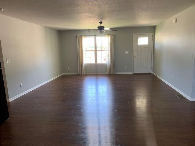 1311 Country Club Drive, Pleasant Hill, MO 64080