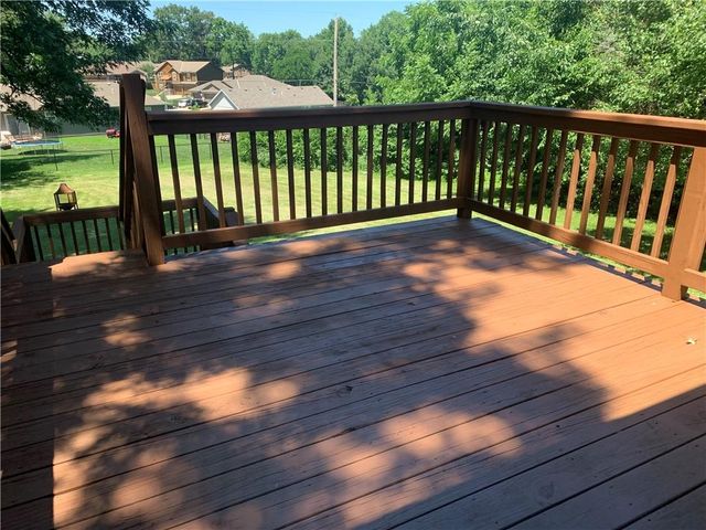 1311 Country Club Drive, Pleasant Hill, MO 64080