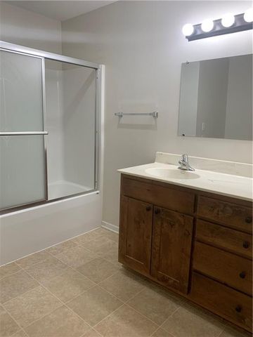 1311 Country Club Drive, Pleasant Hill, MO 64080