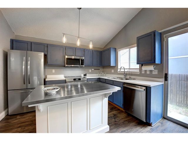 11542 W Lake Dr, Littleton, CO 80127