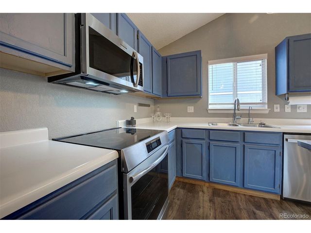 11542 W Lake Dr, Littleton, CO 80127