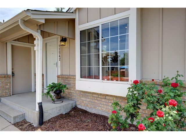 11542 W Lake Dr, Littleton, CO 80127