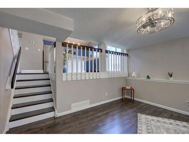 11542 W Lake Dr, Littleton, CO 80127