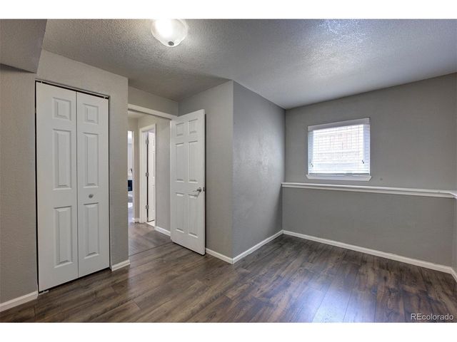 11542 W Lake Dr, Littleton, CO 80127