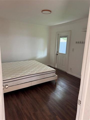 520 NE 58th Street B, Oakland Park, FL 33334