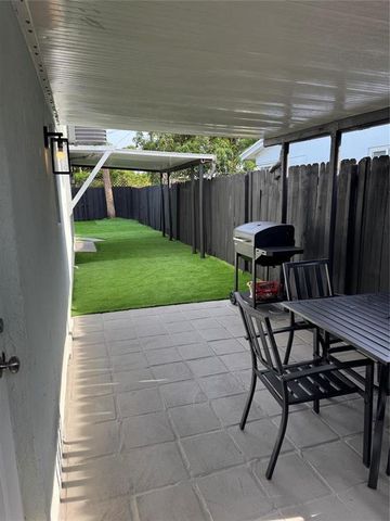 520 NE 58th Street B, Oakland Park, FL 33334