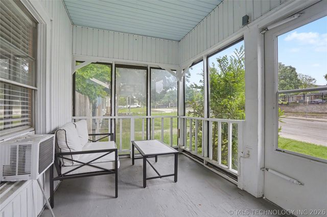 2803 E 3rd Street, Tulsa, OK 74104