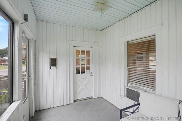 2803 E 3rd Street, Tulsa, OK 74104