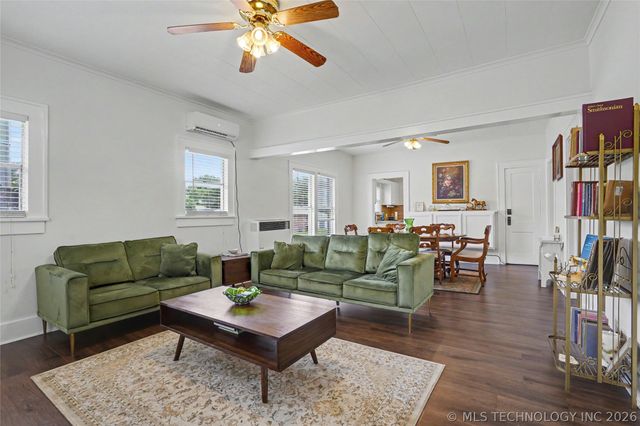 2803 E 3rd Street, Tulsa, OK 74104