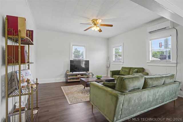2803 E 3rd Street, Tulsa, OK 74104