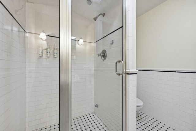 10 Abbey Gate Road, Cotuit, MA 02635