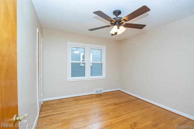 1919 Fern Street, Royal Oak, MI 48073