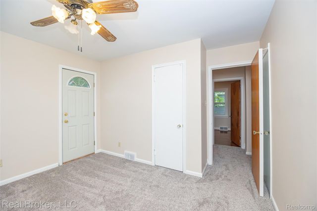 1919 Fern Street, Royal Oak, MI 48073