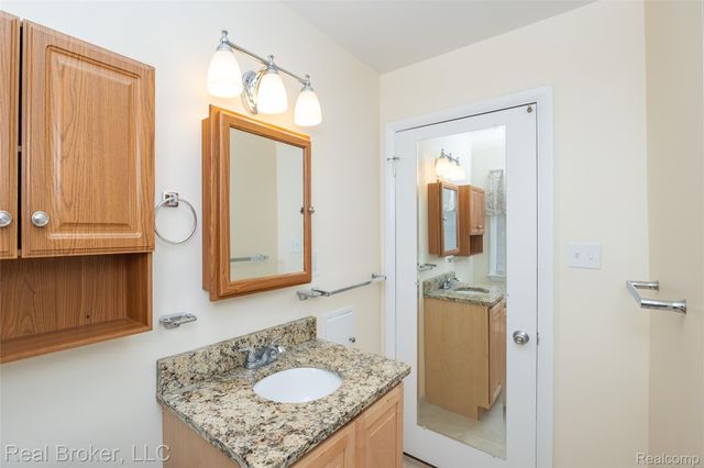 1919 Fern Street, Royal Oak, MI 48073