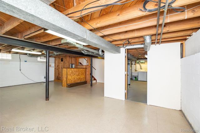 1919 Fern Street, Royal Oak, MI 48073