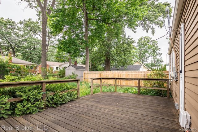 1919 Fern Street, Royal Oak, MI 48073
