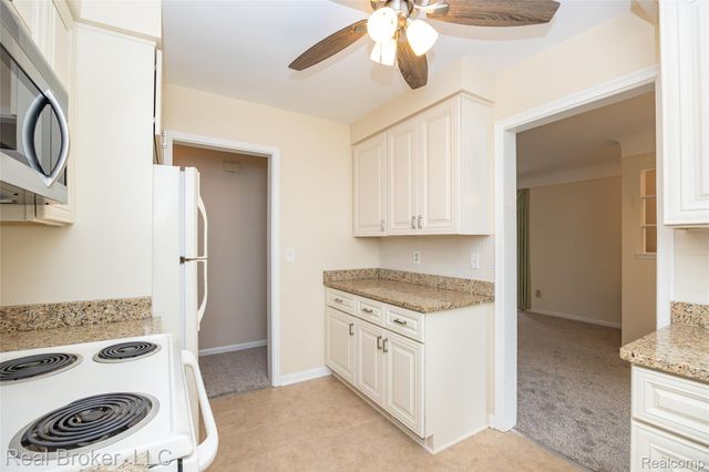 1919 Fern Street, Royal Oak, MI 48073