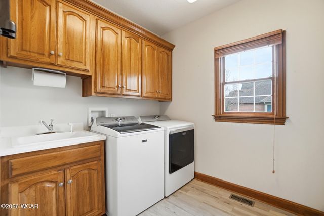 4499 Indian Hill Drive, Lima, OH 45806