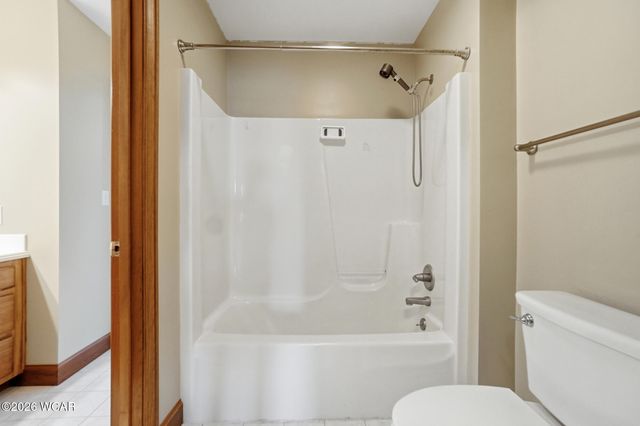 4499 Indian Hill Drive, Lima, OH 45806