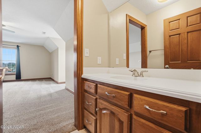 4499 Indian Hill Drive, Lima, OH 45806