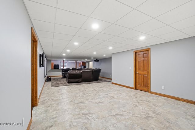 4499 Indian Hill Drive, Lima, OH 45806