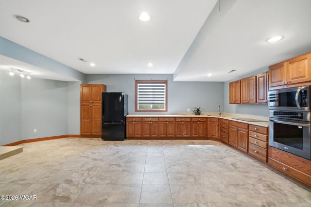 4499 Indian Hill Drive, Lima, OH 45806