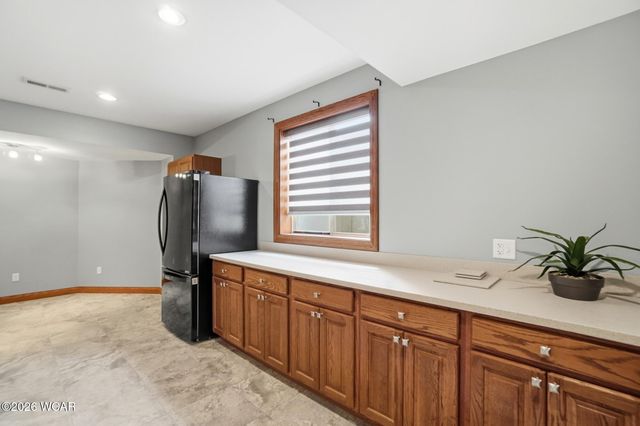 4499 Indian Hill Drive, Lima, OH 45806