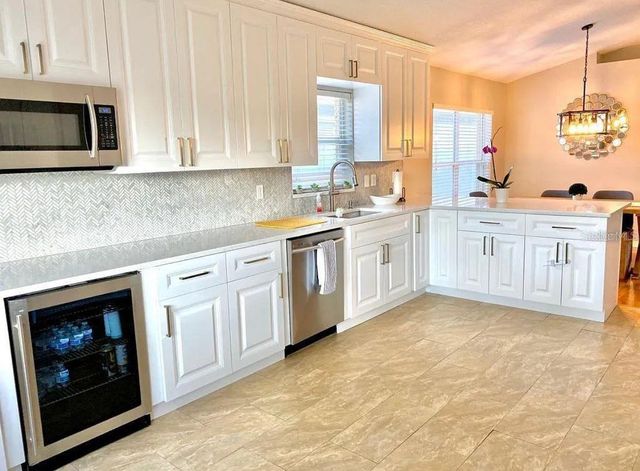 31352 GOLDEN GATE DRIVE, Wesley Chapel, FL 33545