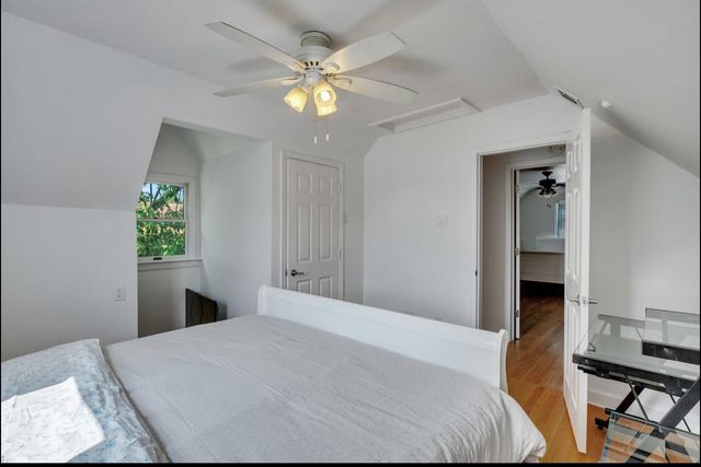 556 N 12 Street, New Hyde Park, NY 11040