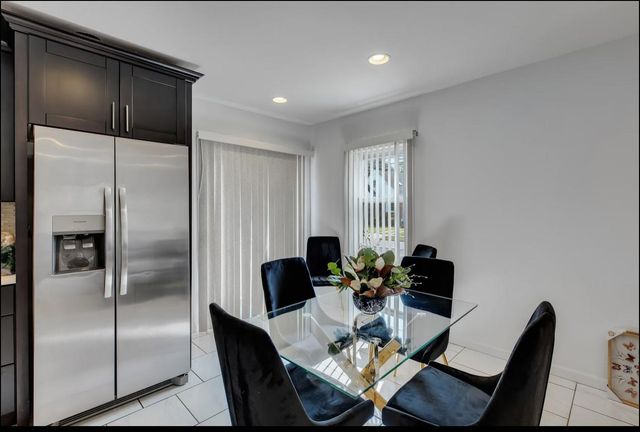 556 N 12 Street, New Hyde Park, NY 11040