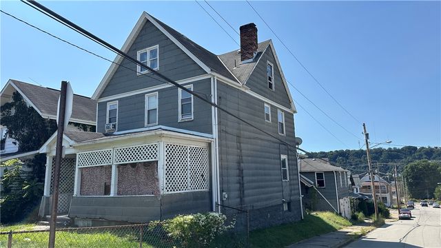 1633 Leishman Ave, Arnold, PA 15068