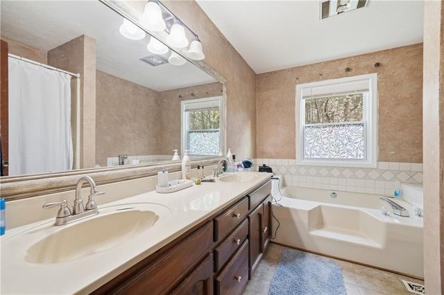 92 Haven Way, Carrollton, GA 30116