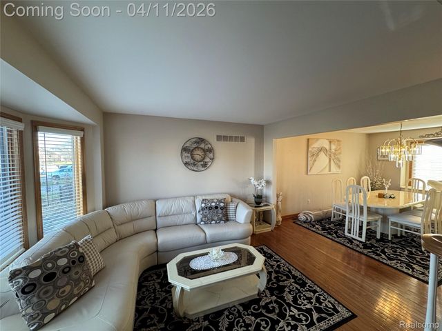 48583 Tilch Road, Macomb Township, MI 48044