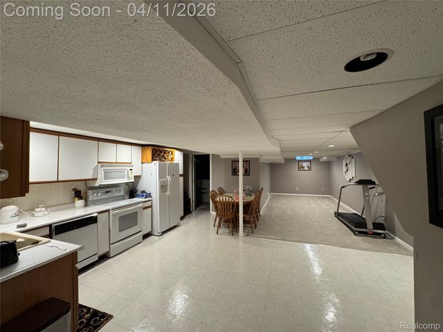 48583 Tilch Road, Macomb Township, MI 48044