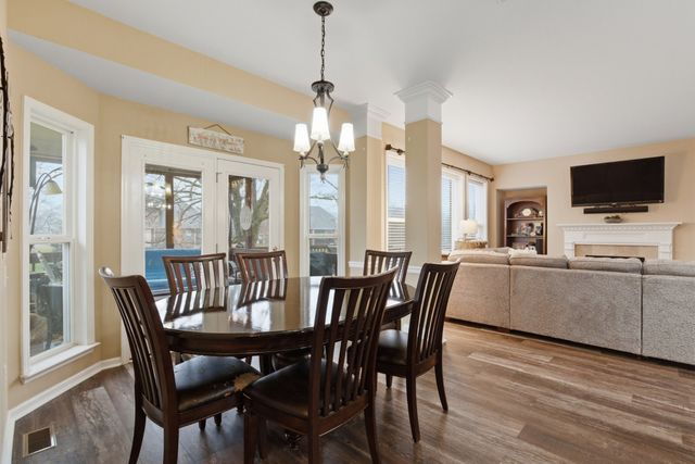 1061 Avery Trace Cir, Hendersonville, TN 37075