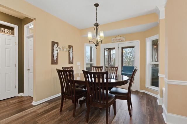 1061 Avery Trace Cir, Hendersonville, TN 37075