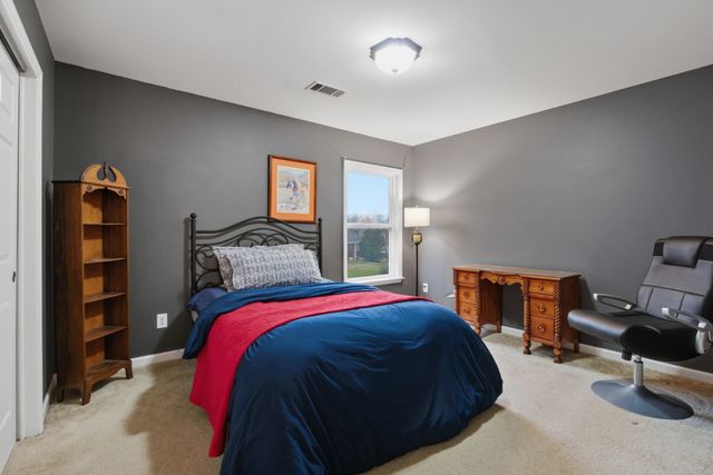 1061 Avery Trace Cir, Hendersonville, TN 37075