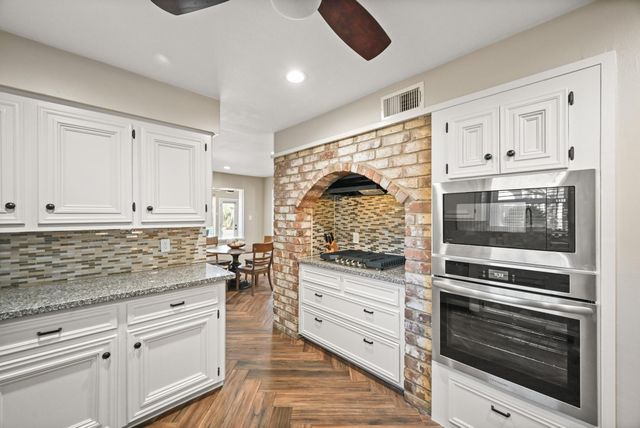 11726 Knobcrest Drive, Houston, TX 77070