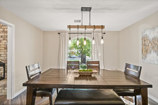 11726 Knobcrest Drive, Houston, TX 77070