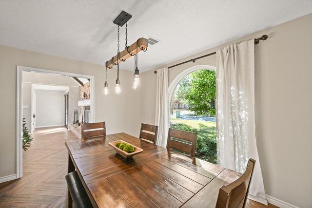 11726 Knobcrest Drive, Houston, TX 77070