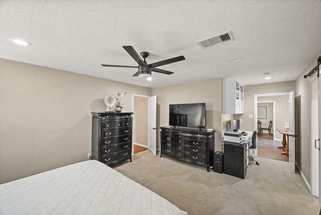 11726 Knobcrest Drive, Houston, TX 77070