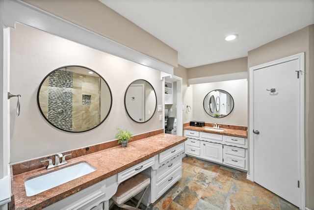 11726 Knobcrest Drive, Houston, TX 77070