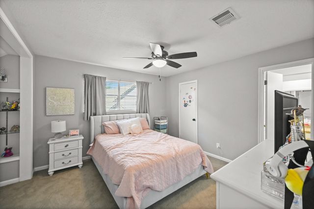 11726 Knobcrest Drive, Houston, TX 77070