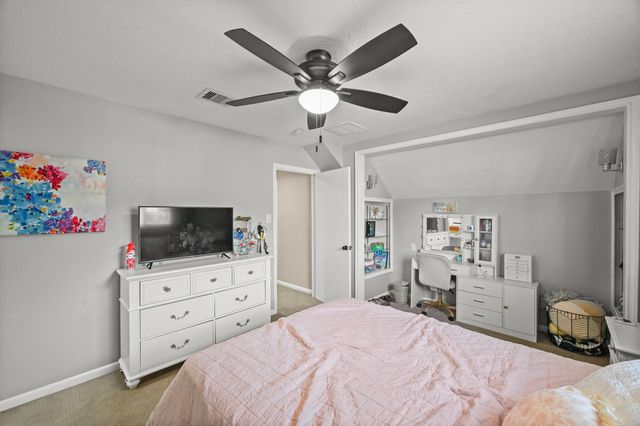 11726 Knobcrest Drive, Houston, TX 77070