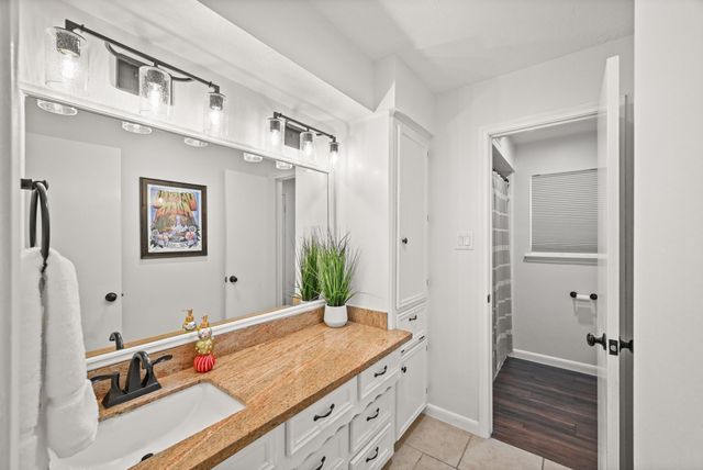 11726 Knobcrest Drive, Houston, TX 77070