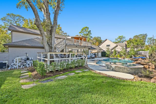 11726 Knobcrest Drive, Houston, TX 77070