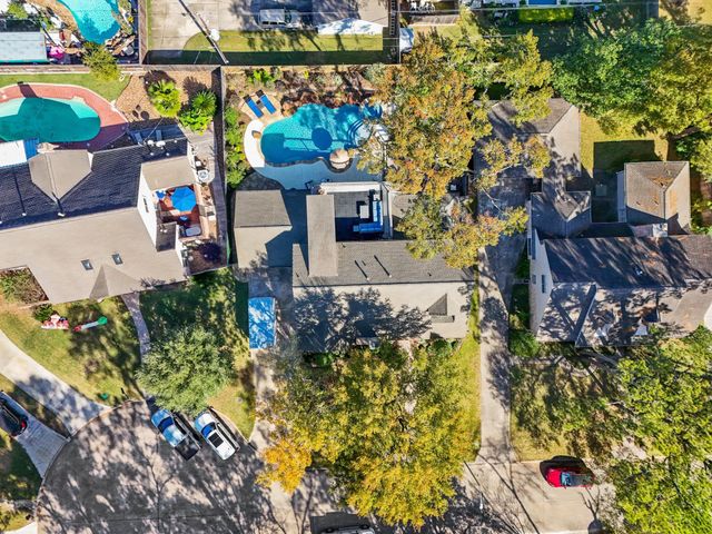 11726 Knobcrest Drive, Houston, TX 77070