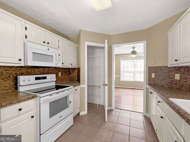 425 Freedom Drive, Mcdonough, GA 30252
