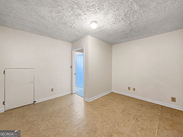 425 Freedom Drive, Mcdonough, GA 30252