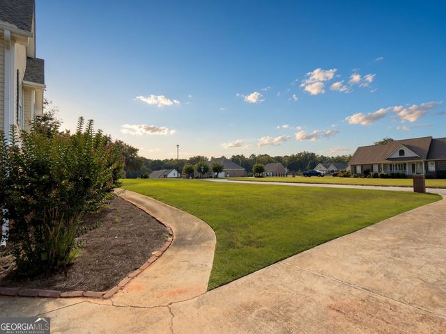 425 Freedom Drive, Mcdonough, GA 30252